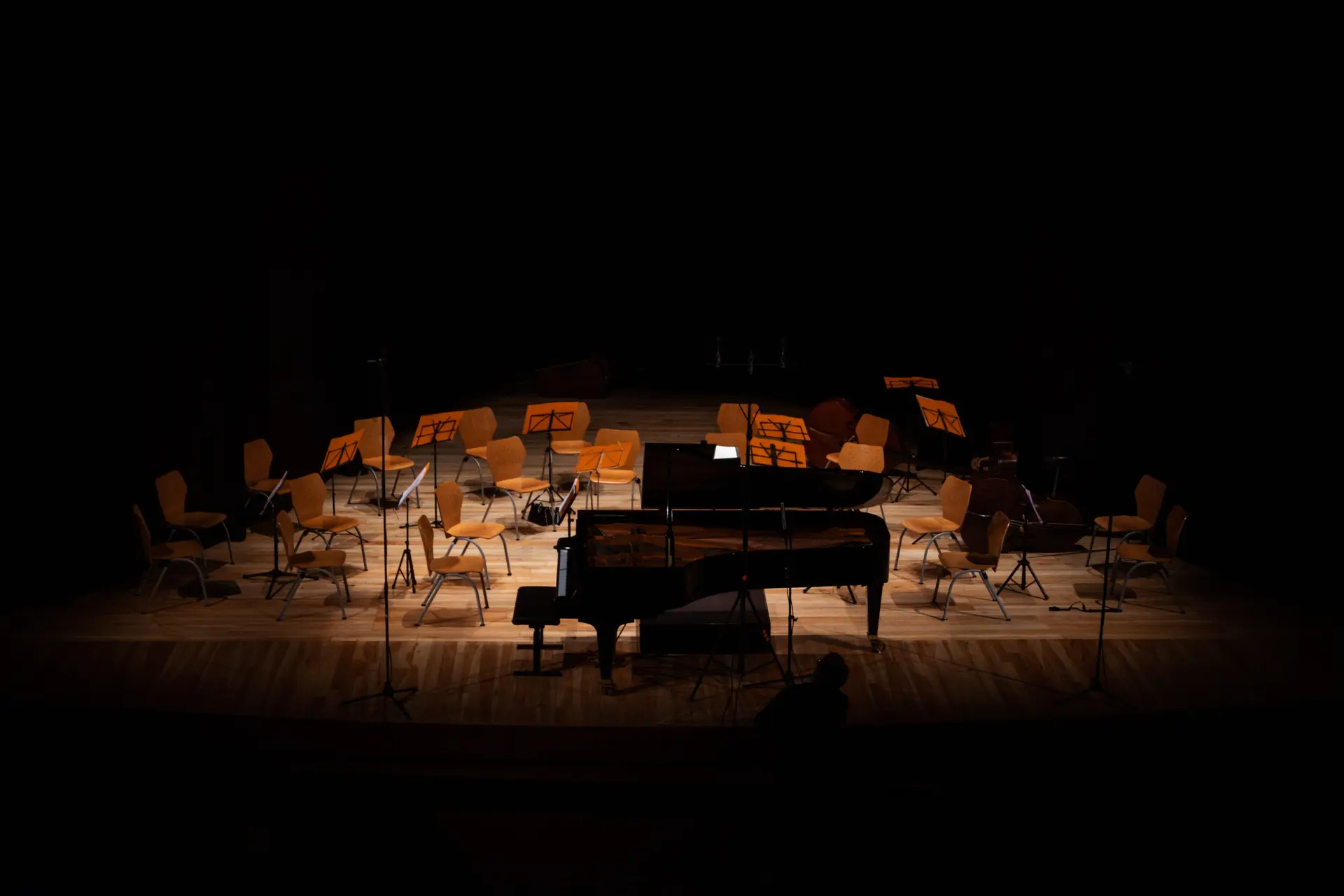Empty stage setup