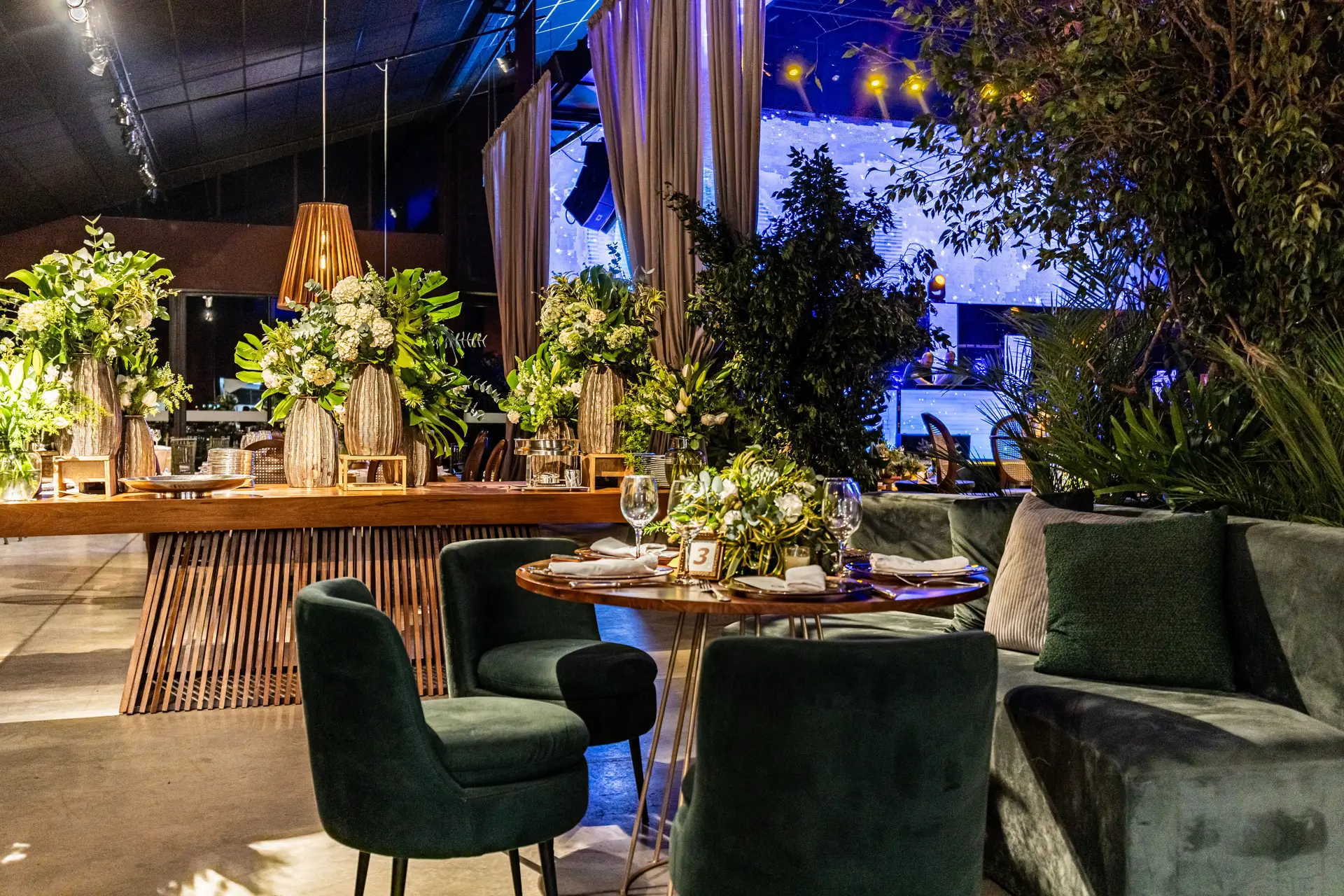 Elegant restaurant seating at RoyalfeastLounge