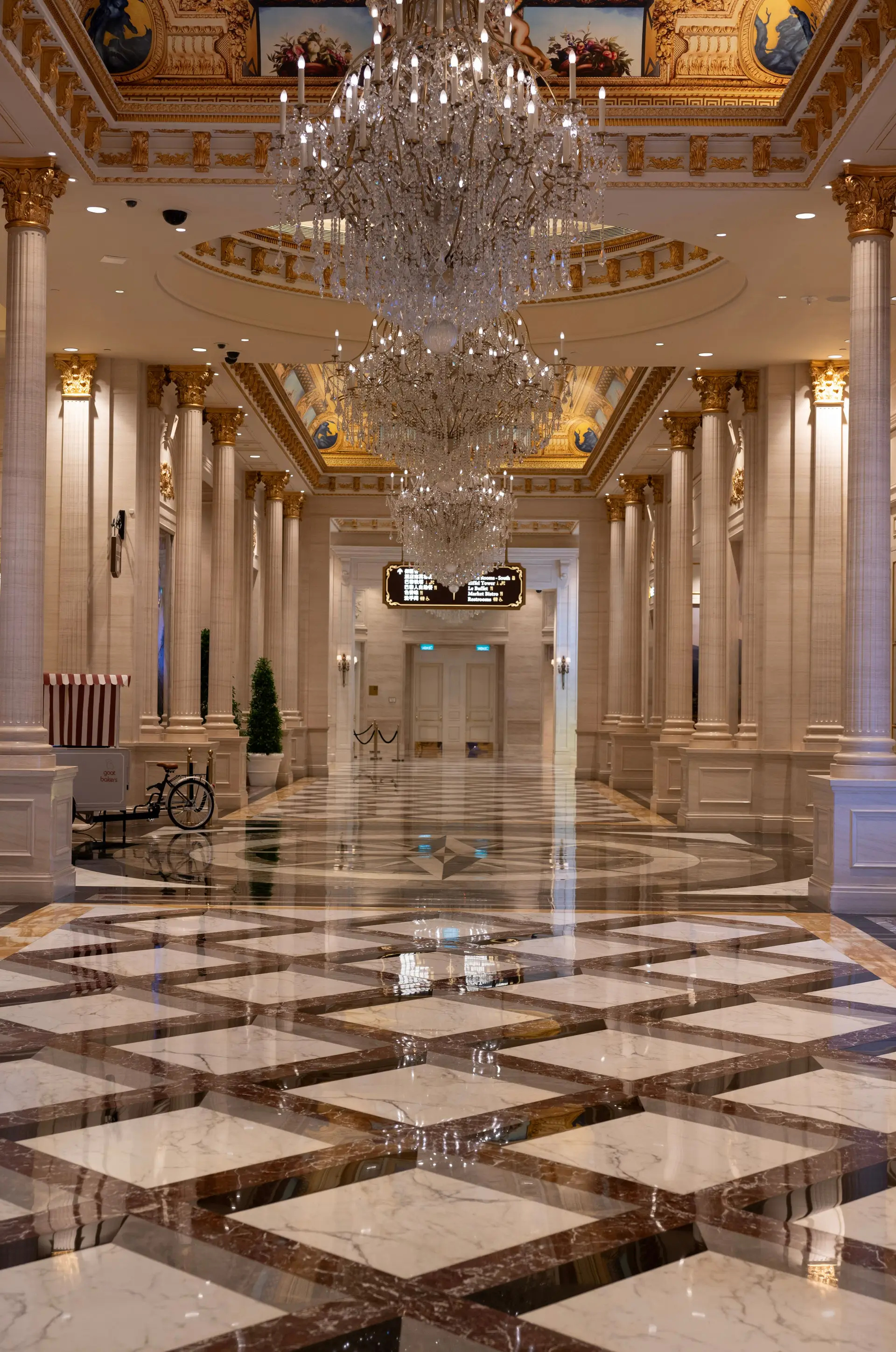RoyalfeastLounge Grand Entrance